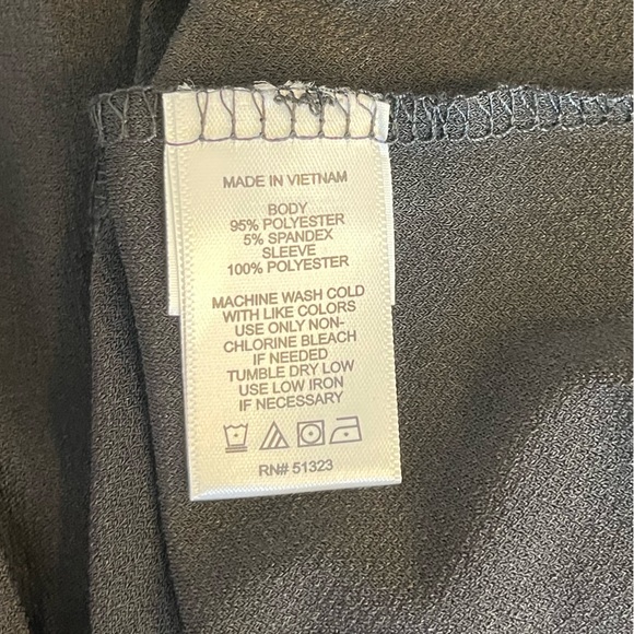 New Top - Picture 6 of 6